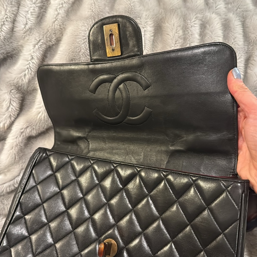 SOLD Chanel Tortoiseshell Lambskin Maxi Flap Bag - Picture 10 of 17